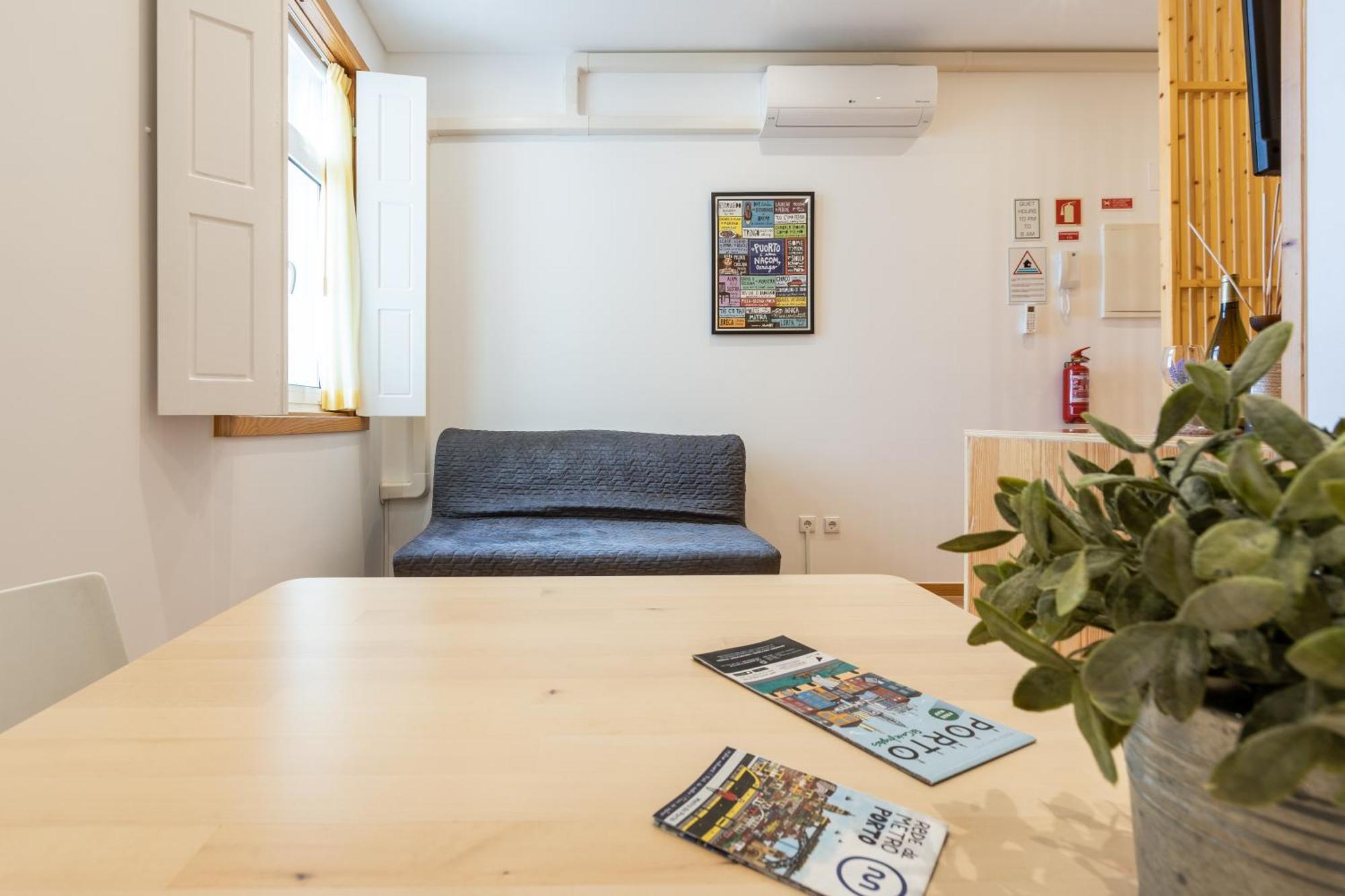 731 Costa Cabral Metro Residence Πόρτο Δωμάτιο φωτογραφία