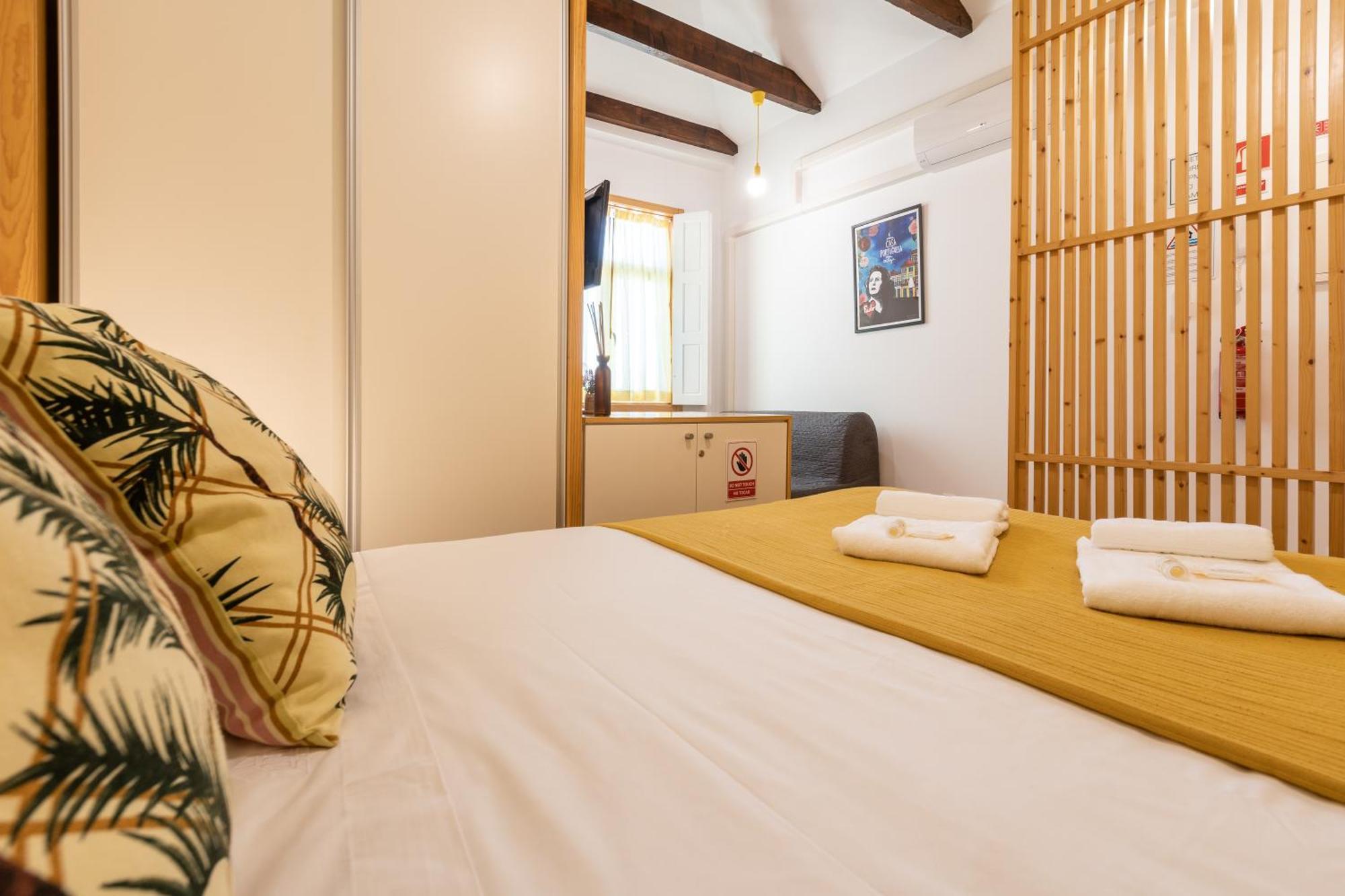 731 Costa Cabral Metro Residence Πόρτο Δωμάτιο φωτογραφία
