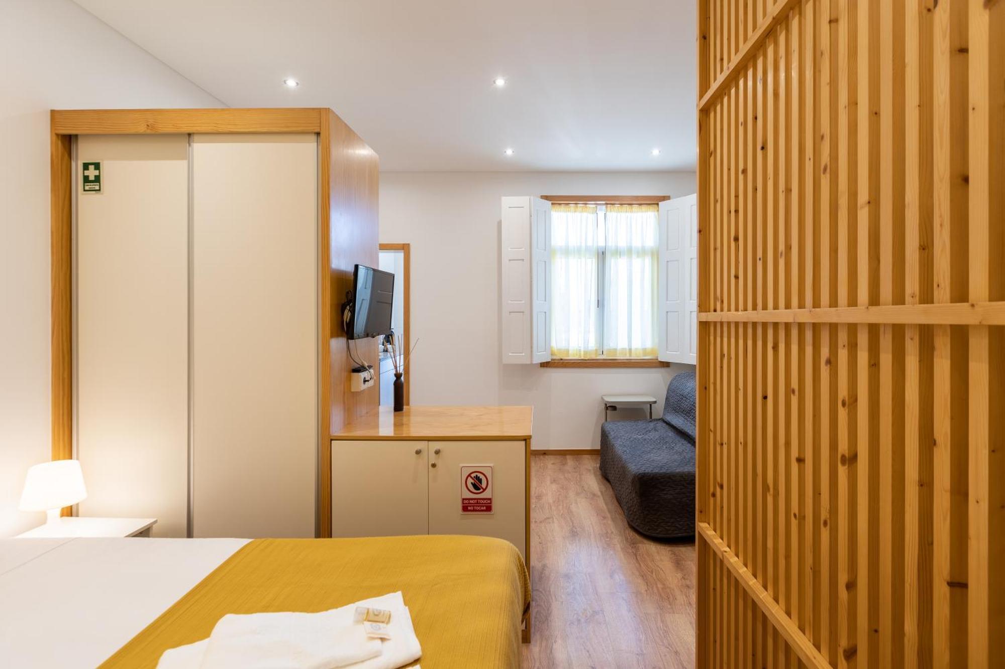 731 Costa Cabral Metro Residence Πόρτο Δωμάτιο φωτογραφία