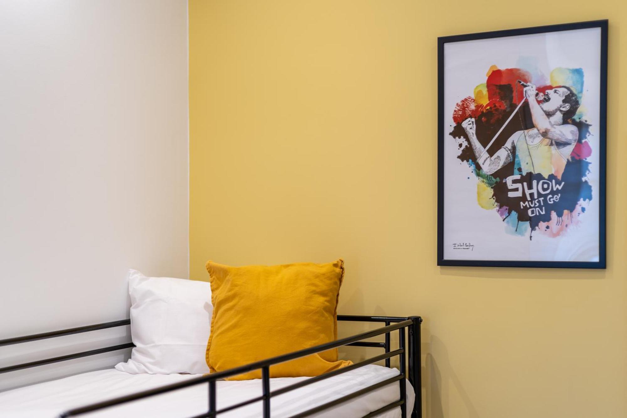 731 Costa Cabral Metro Residence Πόρτο Δωμάτιο φωτογραφία