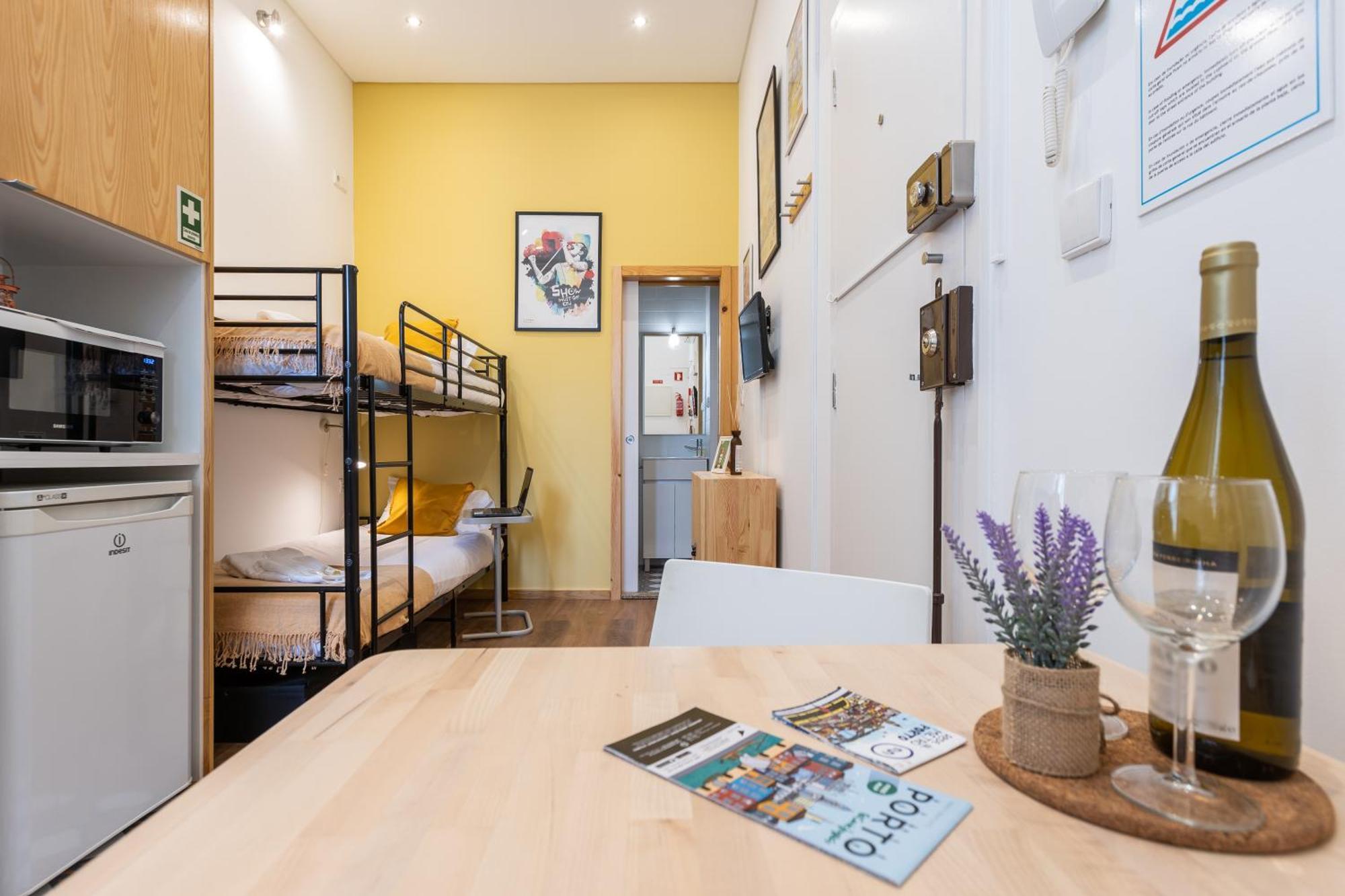 731 Costa Cabral Metro Residence Πόρτο Δωμάτιο φωτογραφία