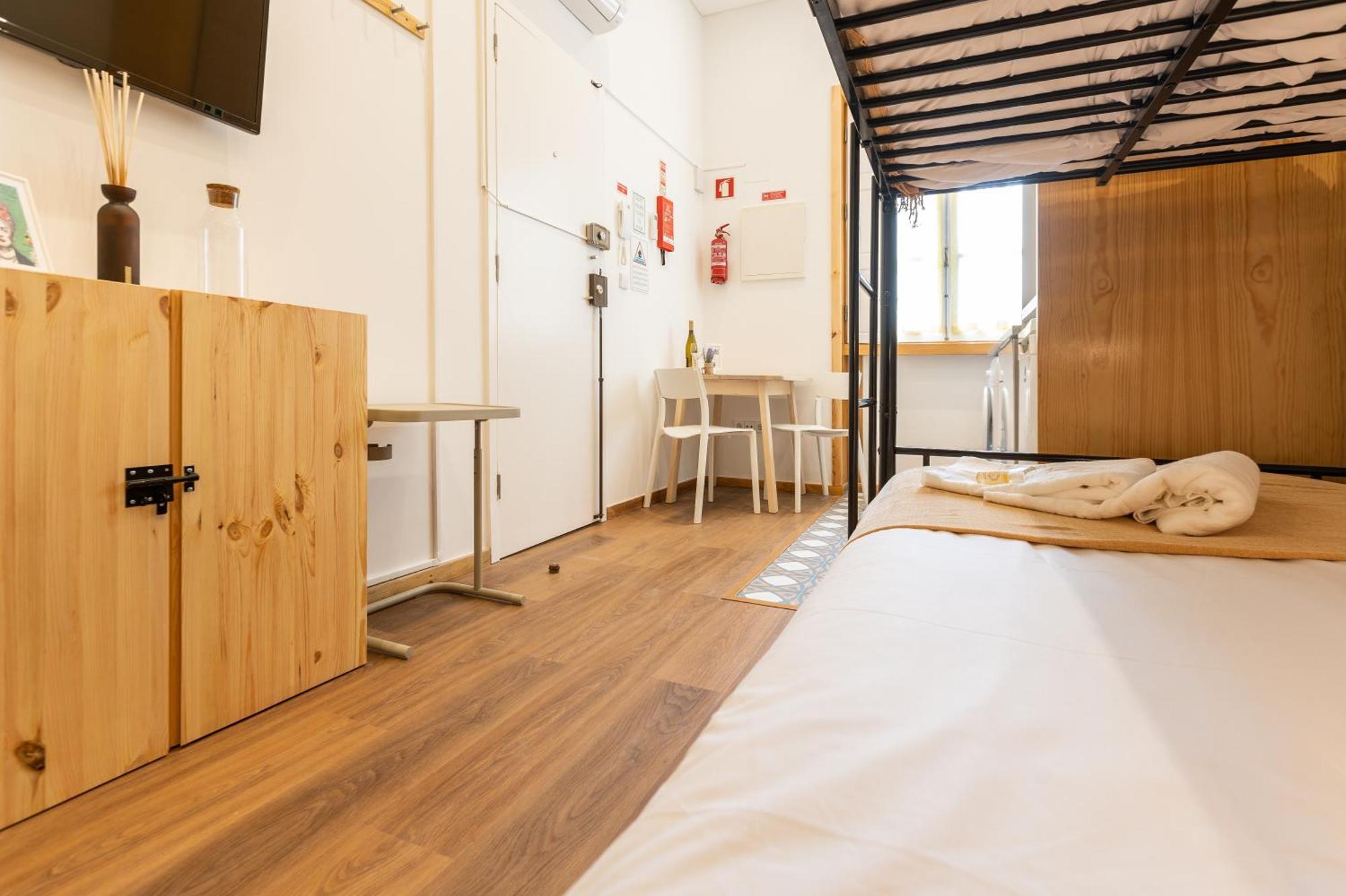 731 Costa Cabral Metro Residence Πόρτο Δωμάτιο φωτογραφία