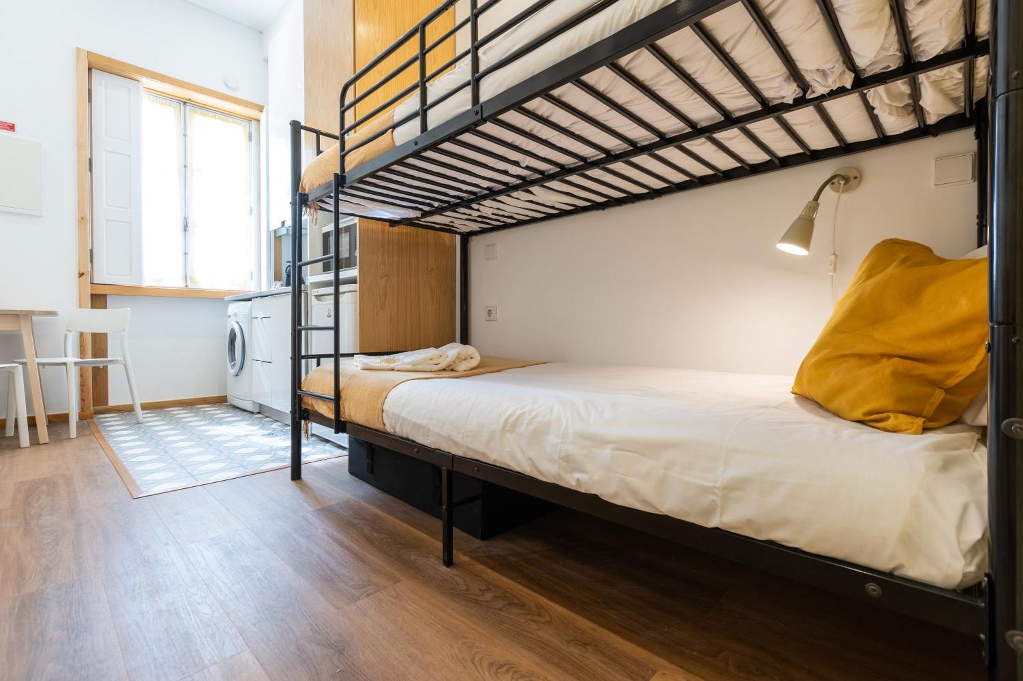 731 Costa Cabral Metro Residence Πόρτο Δωμάτιο φωτογραφία
