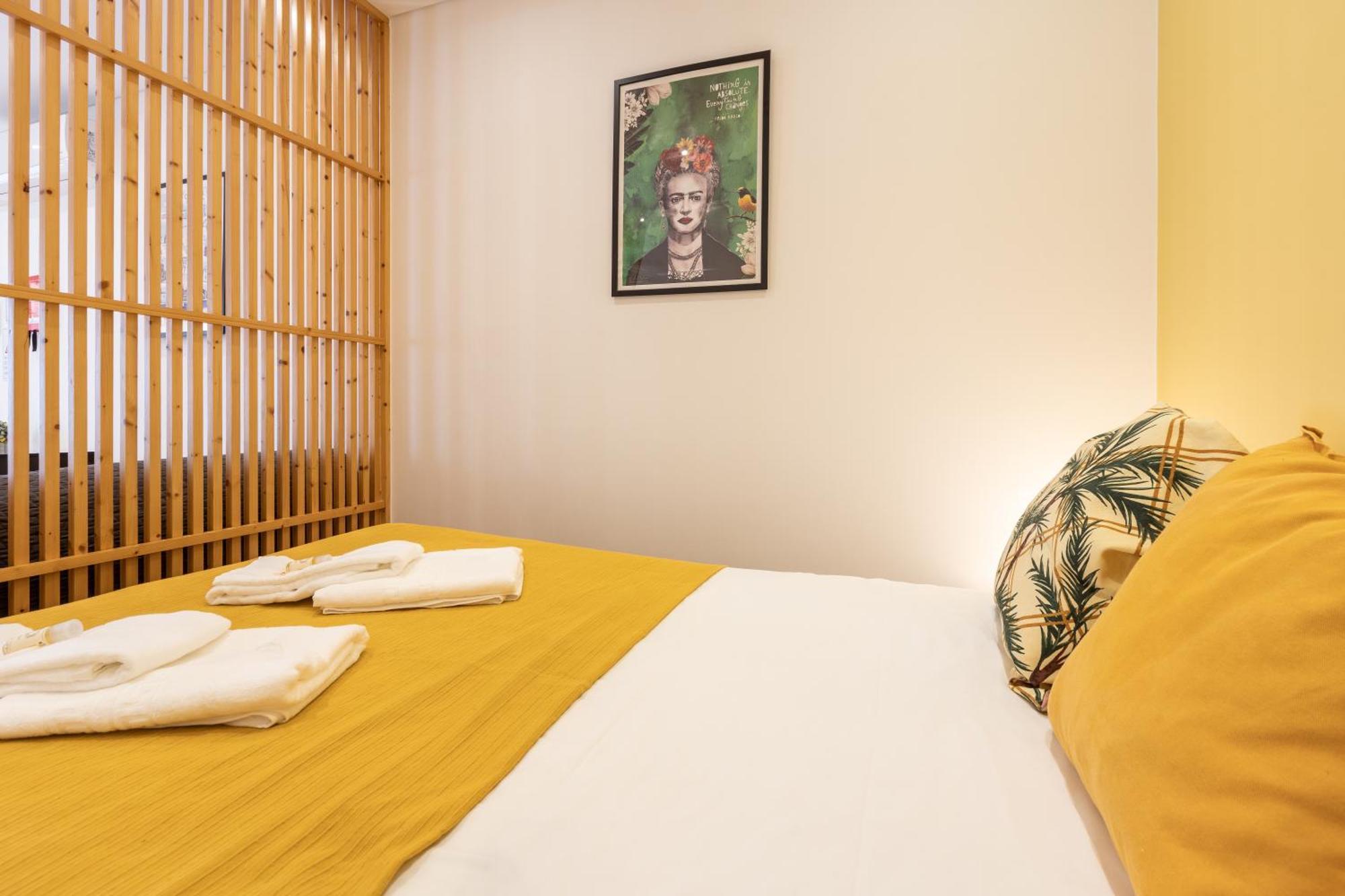 731 Costa Cabral Metro Residence Πόρτο Δωμάτιο φωτογραφία